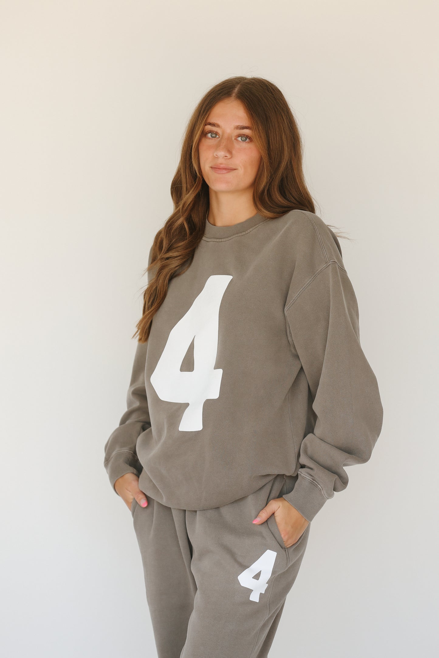 '4' College Crew - Vintage Grey