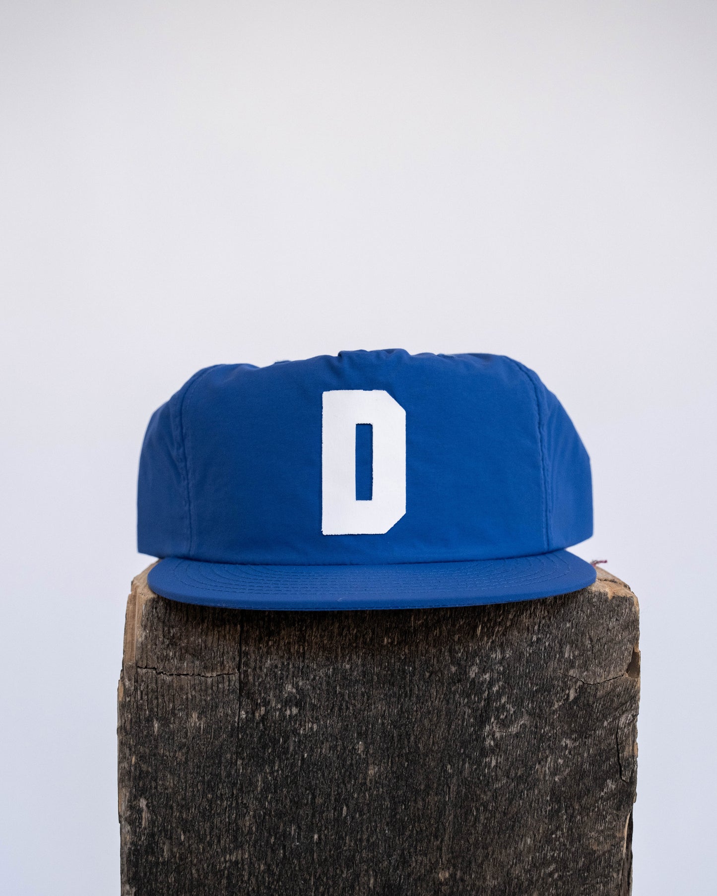 D Snapback